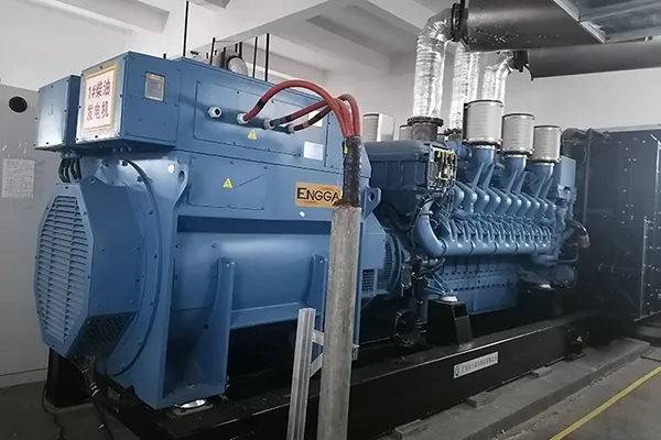 مجموعه های دیزل ژنراتور سری موتور MTU در یک کارخانه